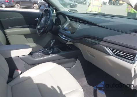 2019 Cadillac Xt4 Luxury z USA, uszkodzony, nr VIN 1GYFZBR4XKF158647